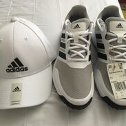 Tennis y gorra Adidas - Img 45390201