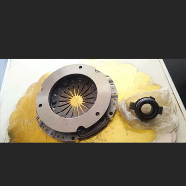 Plato y collarín de cloche de Volkswagen 1.9 diesel. El motor q viene en el Skoda Felicia nuevos alemanes a estrenar por - Img 114273543