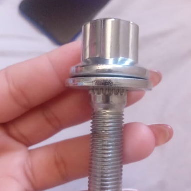 Juegos de 4 Espárragos para autos . Nuevo - Img 123505897
