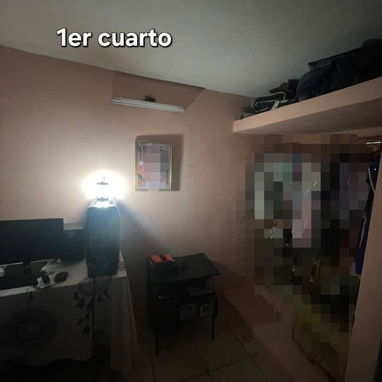 VENDE CASA FRENTE A LA TERMINAL 2 DEL AEROPUERTO. BOYEROS* - Img 127537923