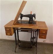 Vendo máquina de coser - Img 45759274