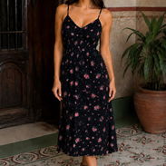 vestido con estampado floreado, vestido de mujer, vestido de adolescente, vestido negro, vestidos de verano - Img 55719069