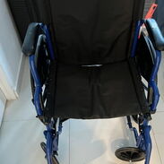 Se vende silla de ruedas nueva - Img 45190852