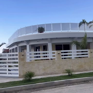 Compañía de carpintería de aluminio especializada y de construcción - Img 121513905