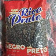 Frijoles por transferencia se factura a 740 y se da 10 pesos por fuera Venta Minima 50 pacas - Img 57869670