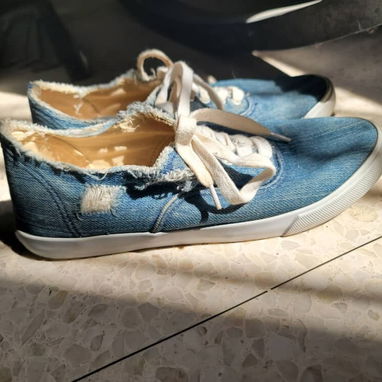 tenis y botas tejanas de uso - 6/7