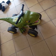 Vendo una moto dragón en perfecto estado en 50 USD es recargable viene con el cargador llamar al 51465610 - Img 56351223