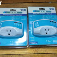 Regulador de voltaje. Marca SPC de 15 amperes y 120V - Img 54015172