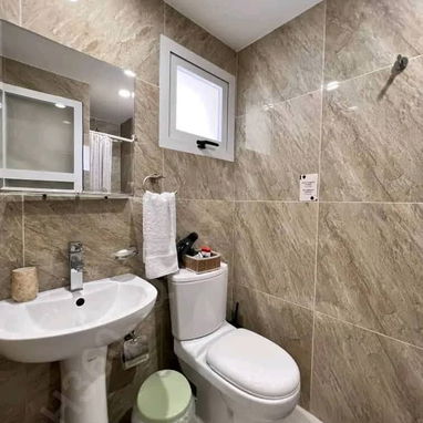 RENTA hostal de 4 habitaciones a metros del mar EN PLAYA VARADERO con Qba Hostin 360. - 6/10