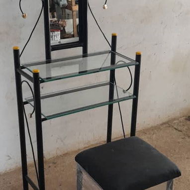 cómodas para maquillaje de tubo - Img 101968854