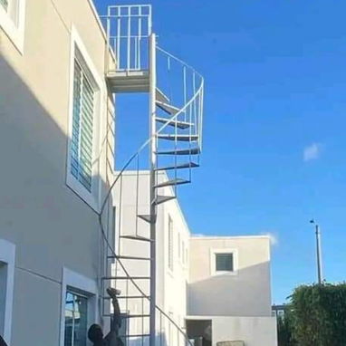 Se hacen trabajos de herrería personalizado con la mayor seguridad para su tranquilidad y vienestar de su familia - 5/10