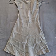 Vestido metálico super lindo 12 usd - Img 57275663