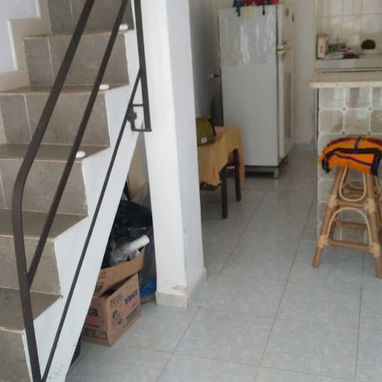 VENDO CASA BIPLANTA EN MIRAMAR - 2/2