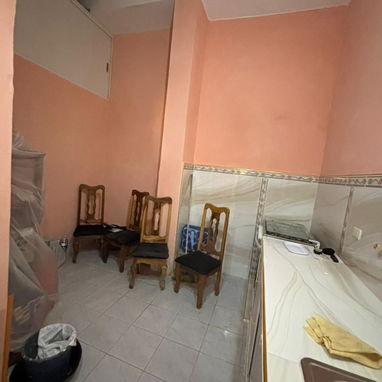 🏢 Apartamento en Venta – Prado y Malecón (La Habana) - 5/10