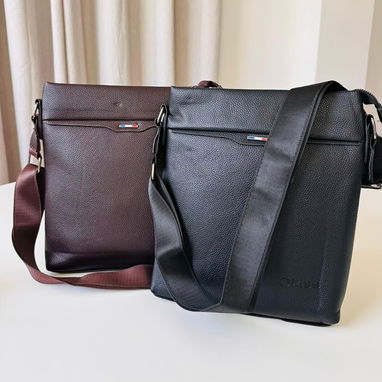 Mochilas, pecheras y bolsos para hombres. Mensajeria disponible. Aceptamos varios tipos de pago - Img 121045453