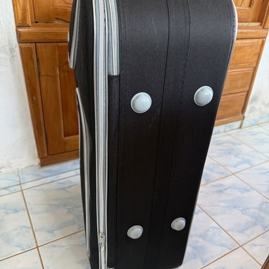 Maleta lista para viajar 25 kilos - Img 124752222