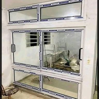 Carpintería 🔨 LOS PAKISTANOS 🇵🇰 ✅54349098✅  🇵🇰180 usd El metro   Realizamos trabajos de carpintería de aluminio y - Img 122286359