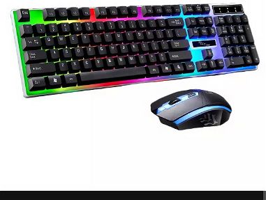 Kit de teclado y mouse RGB - Img main-image