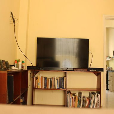 1500-USD Se Alquila apartamento en zona céntrica del Vedado - Img 125477224