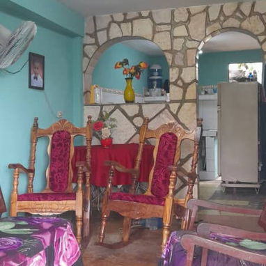 Se vende o se permuta casa biplanta en marianao - Img 125522455