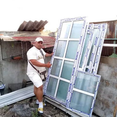 Carpintería de aluminio puertas,ventanas,bajos de meseta,paños fijos y más, marquetería de calidad 63727376 - Img 117511589