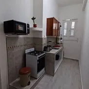 🎯 Nos encontramos en el Vedado, en zona céntrica y tranquila. - Img 54727497