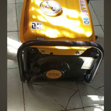 Generador 220v 800w e2 - 2/3