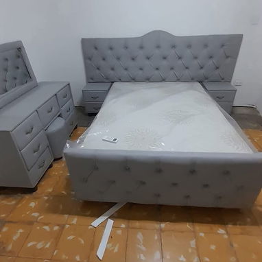 ~ CAMAS Y CÓMODAS TAPIZADAS ~ - 4/8