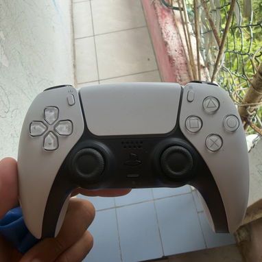 MANDO DE PS5 COMO NUEVO POCO USO - Img 122403775