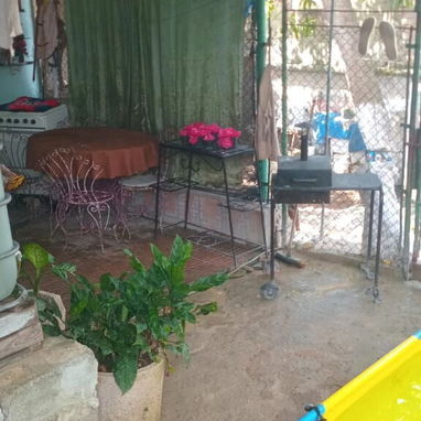 *REBAJADA A $35.000usd CON TODO Y $30.000usd VACÍA. En  venta casa independiente con garaje en Párraga, Arroyo Naranjo. - 5/10