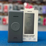 Samsung Batería Portátil Inalámbrica EB-U3300 de 10000 mAh. Nuevo en caja - Img 56288287