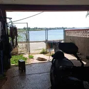 Casa en bajos con una ubicación privilegiada en el Reparto Náutico justo frente al mar. Zona residencial - Img 56944074