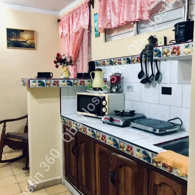 RENTA hostal de 2 habitaciones con Qba Hostin 360 en el centro de BAYAMO, GRANMA - 8/10