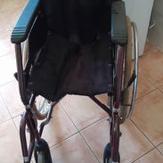 Vendo silla ruedas 90 usd - Img 56791954