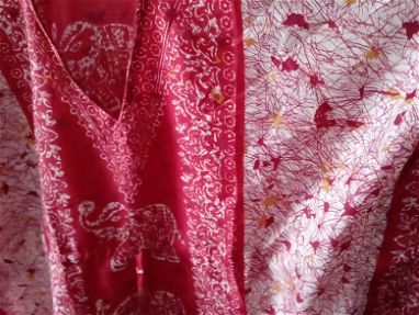 Blusa estampada bien ancha con estampado estilo hindu - Img main-image