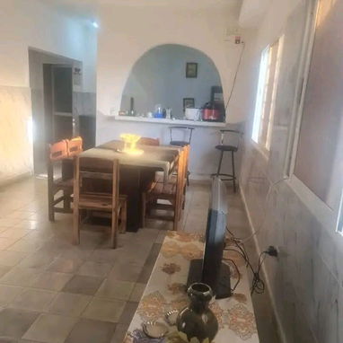 🏖️Casas de alquiler en Guanabo. Casas con piscina en La Habana. Capacidad para 10 personas por 100 usd la noche - Img 116256413