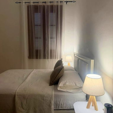 Renta por noche en Vedado B y 21 Energía 24 horas - Img 122286704
