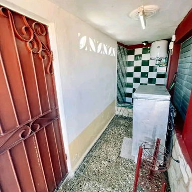 🏠 Casa De Renta En Guanabo Con Piscina. 👥 Capacidad para 4 personas. ❄️ Climatización asegurada. 📱+5355284821 - 6/8