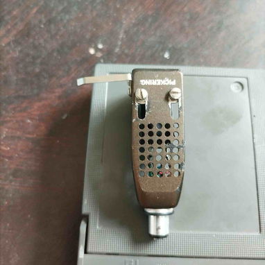 Vendo porta cápsula de Tocadiscos con unidad Radiotecnica tu oralmente funcional - Img 123213906