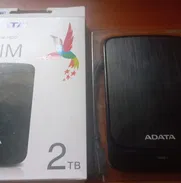 Disco Duro Externo de 2TB ADATA HV320 SLIM interfaz usb 3.2 como nuevo 8 días de encendido y al 100% - Img 49823119