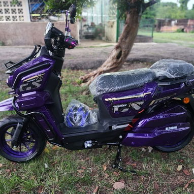 MOTO ELÉCTRICA YOAZAKY TANK 2026 - 10/10