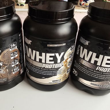 Whey protein marca Nutrex - Img 123690458