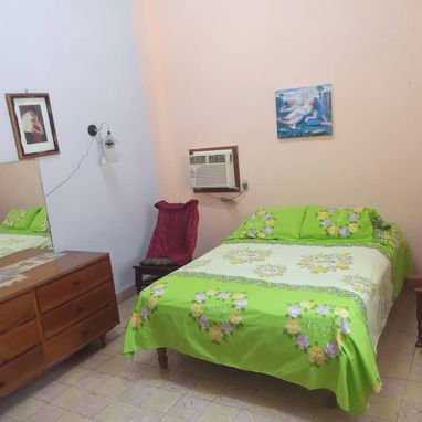 Se vende amplia casa en Santo Suárez, La Habana - Img 125827942