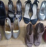 Zapatos de tacón alto de mujer de uso - Img 45760537