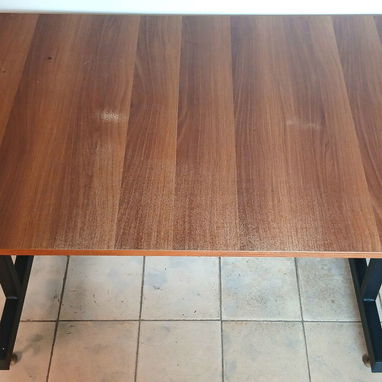 Se vende Mesa de escritorio de oficina en muy buen estado - Img 122217016