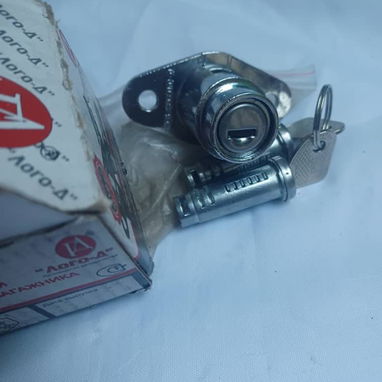 Piezas de lada, no dude en contactarme al 52004055 - 6/10