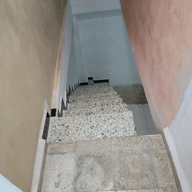 Ganga dos casas en una en el municipio de MARIANAO reparto pogolotty a dos cuadras de 51. - Img 121121692