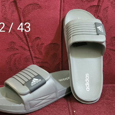 Chancletas disponibles. - 5/10