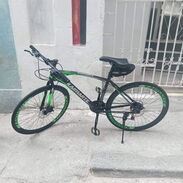 Bicicleta kaimarte 28 (negra y roja) nueva. Kit de herramientas, una goma de repuesto ,7 cambios, ponche fríos. - Img 45281921