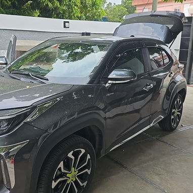 TOYOTA YARIS CROSS HIBRIDO 31MIL USD - Img 126793499